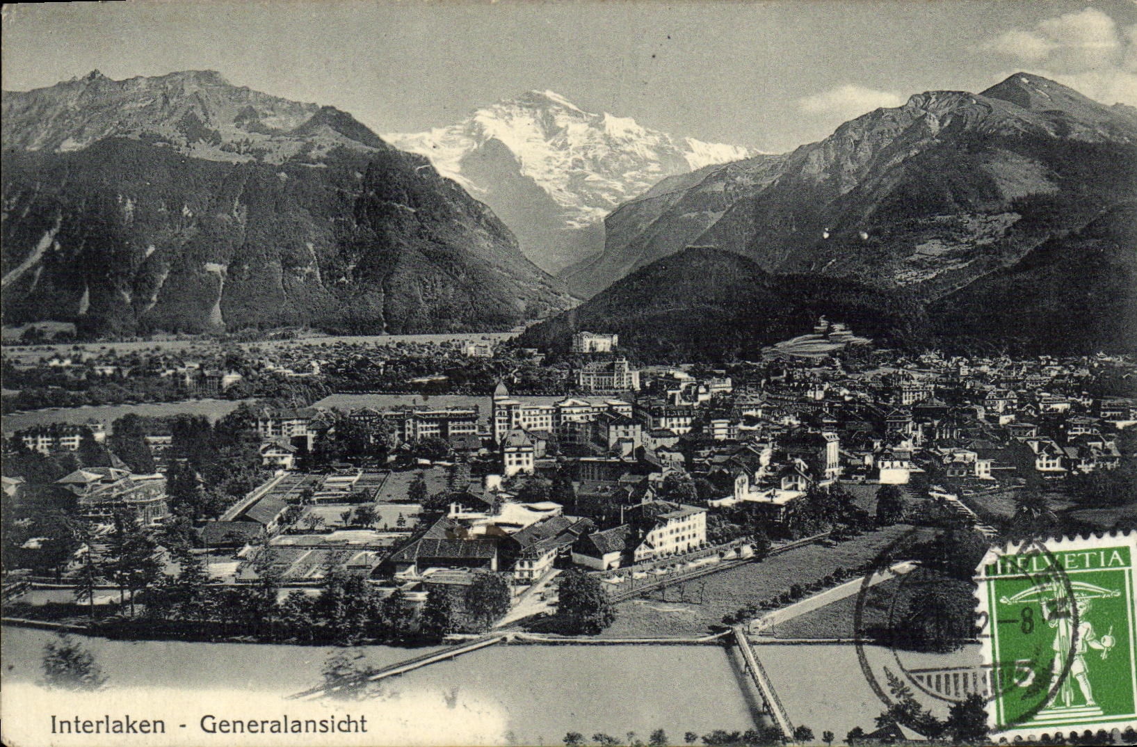 VINTAGE POSTCARD Swiss Interlaken Generalansicht