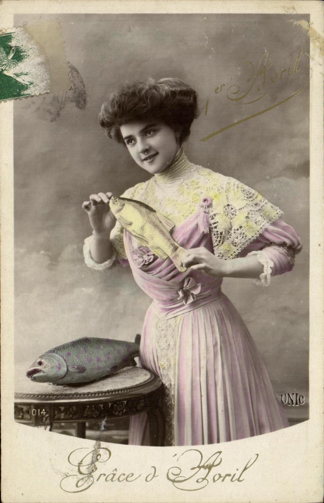 CPA Fantaisie Femme Poisson