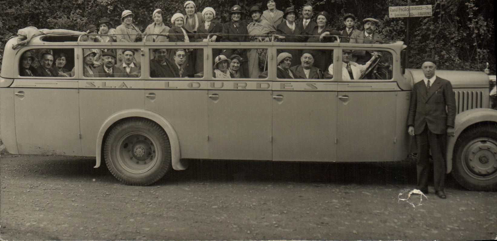 Real photo Bus Because Heavy SLA