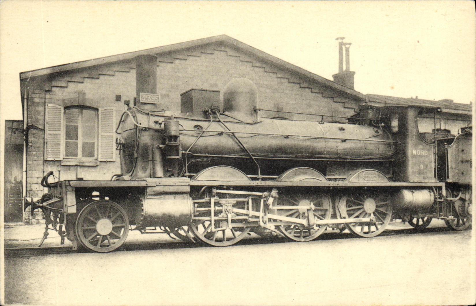 VINTAGE POSTCARD Train Engine Machine 3395