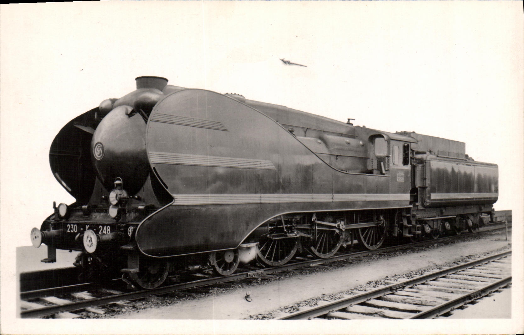 VINTAGE POSTCARD Train Engine Compound has 4 cylinders Tender 35 B