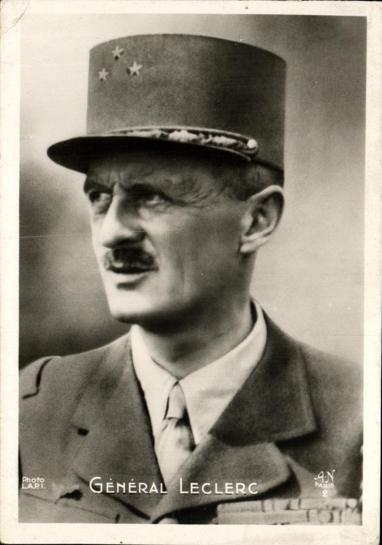 CPM Militaria 2eme guerre mondiale General Leclerc