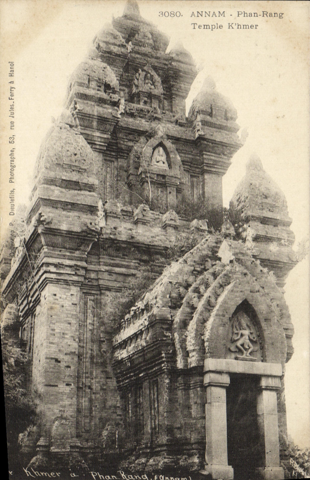 VINTAGE POSTCARD Indo-China Annam Phan Row Khmer Temple