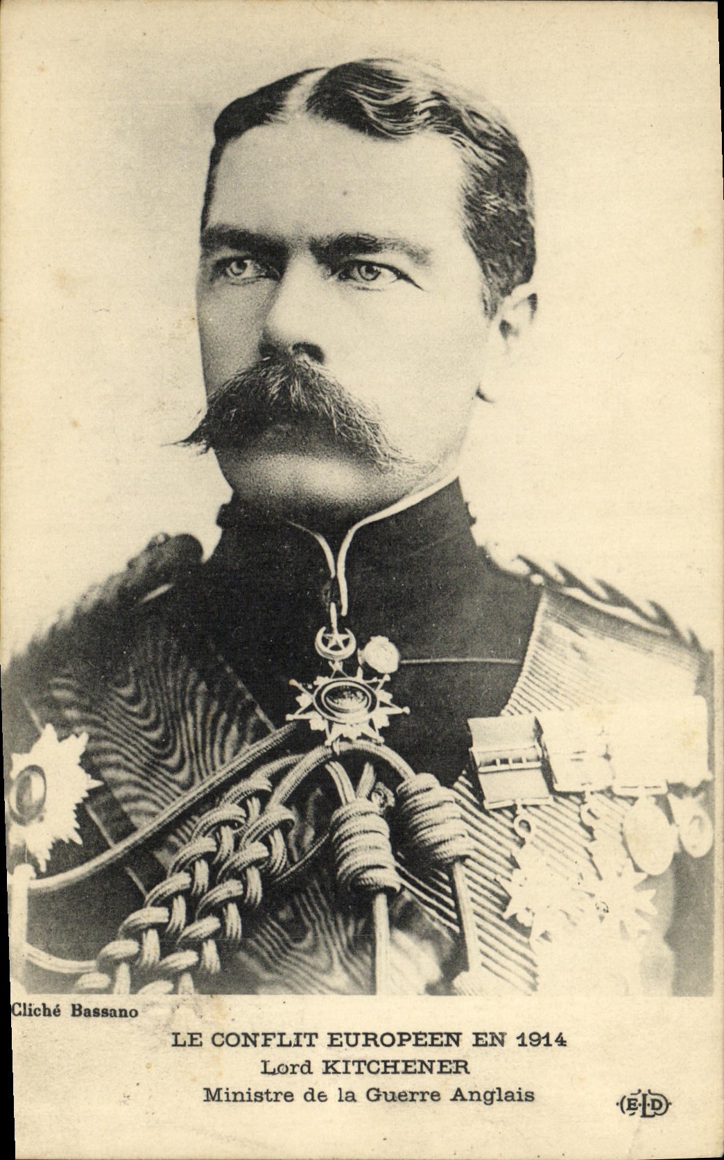 POSTAL de la VENDIMIA el conflicto de Europen como señor Kitchener Minister para la guerra inglesa