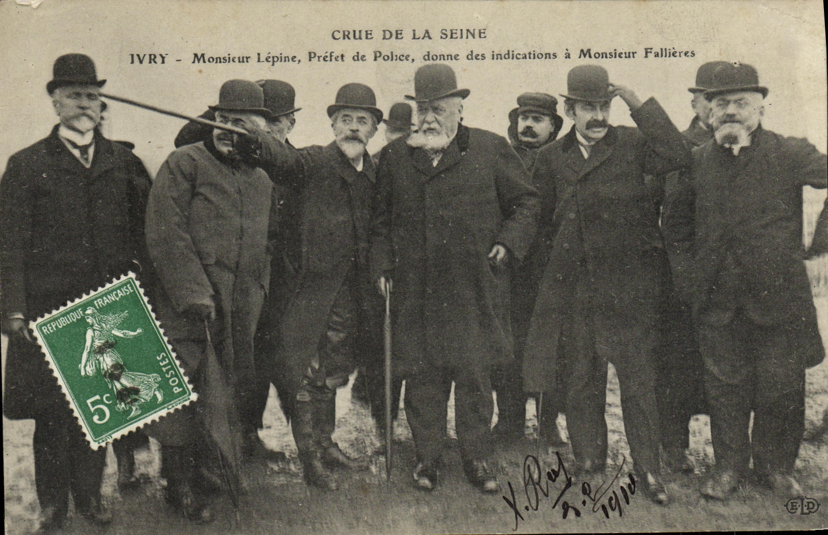 VINTAGE POSTCARD Crue of the Seine Ivry Mr Lepine Prefect of police gives his indications has Mr Fallieres TOP