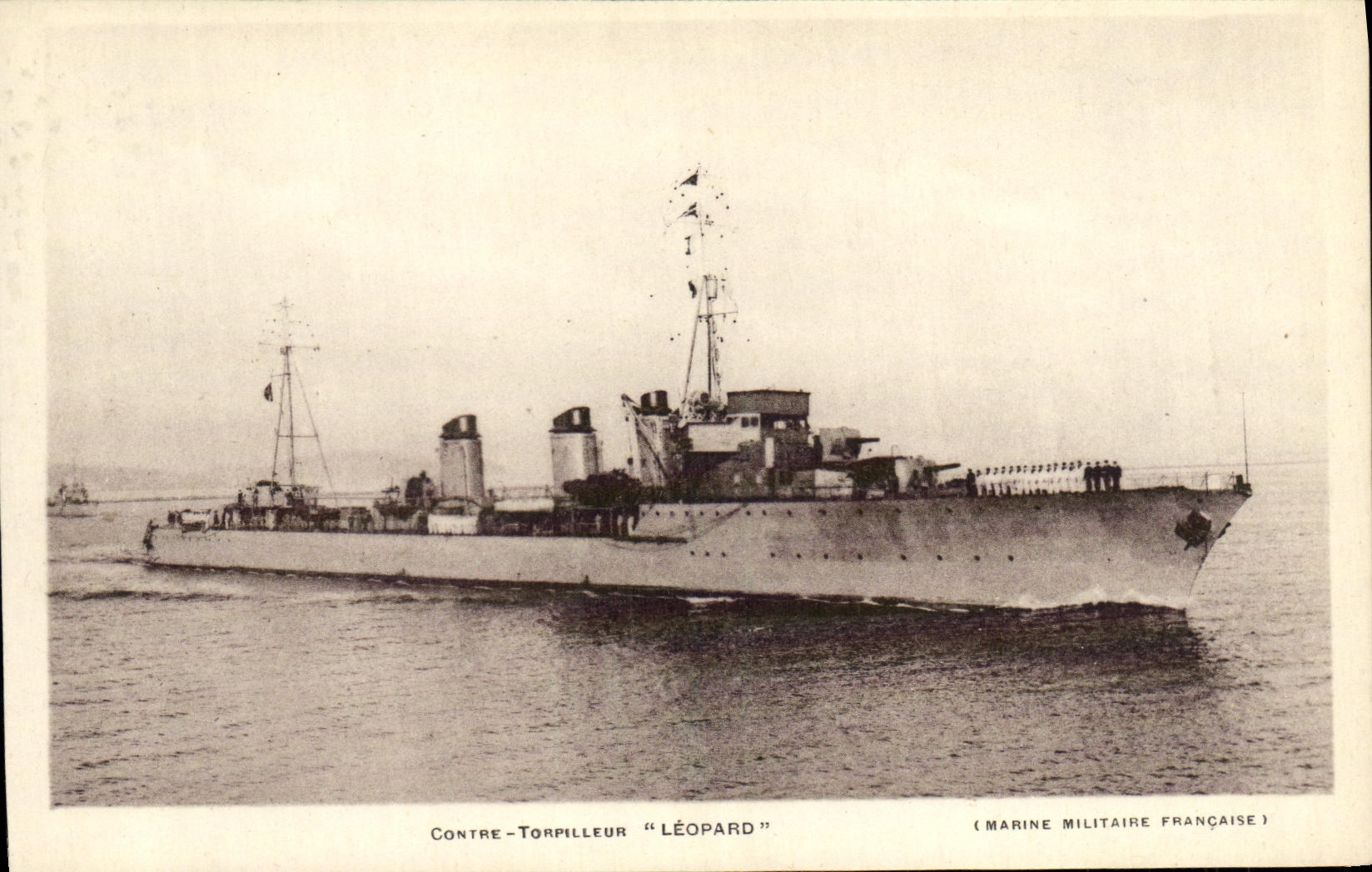 CPA Bateau Contre Torpilleur Leopard 