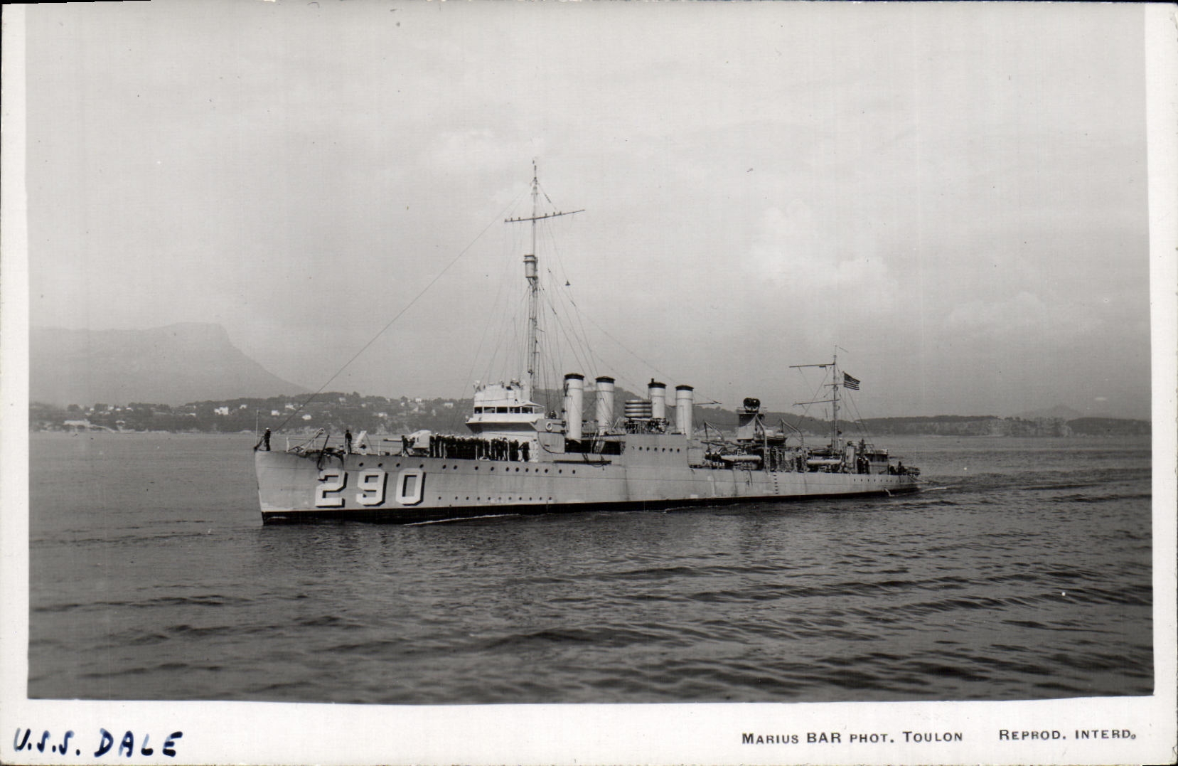 VINTAGE POSTCARD US Bateau Paves