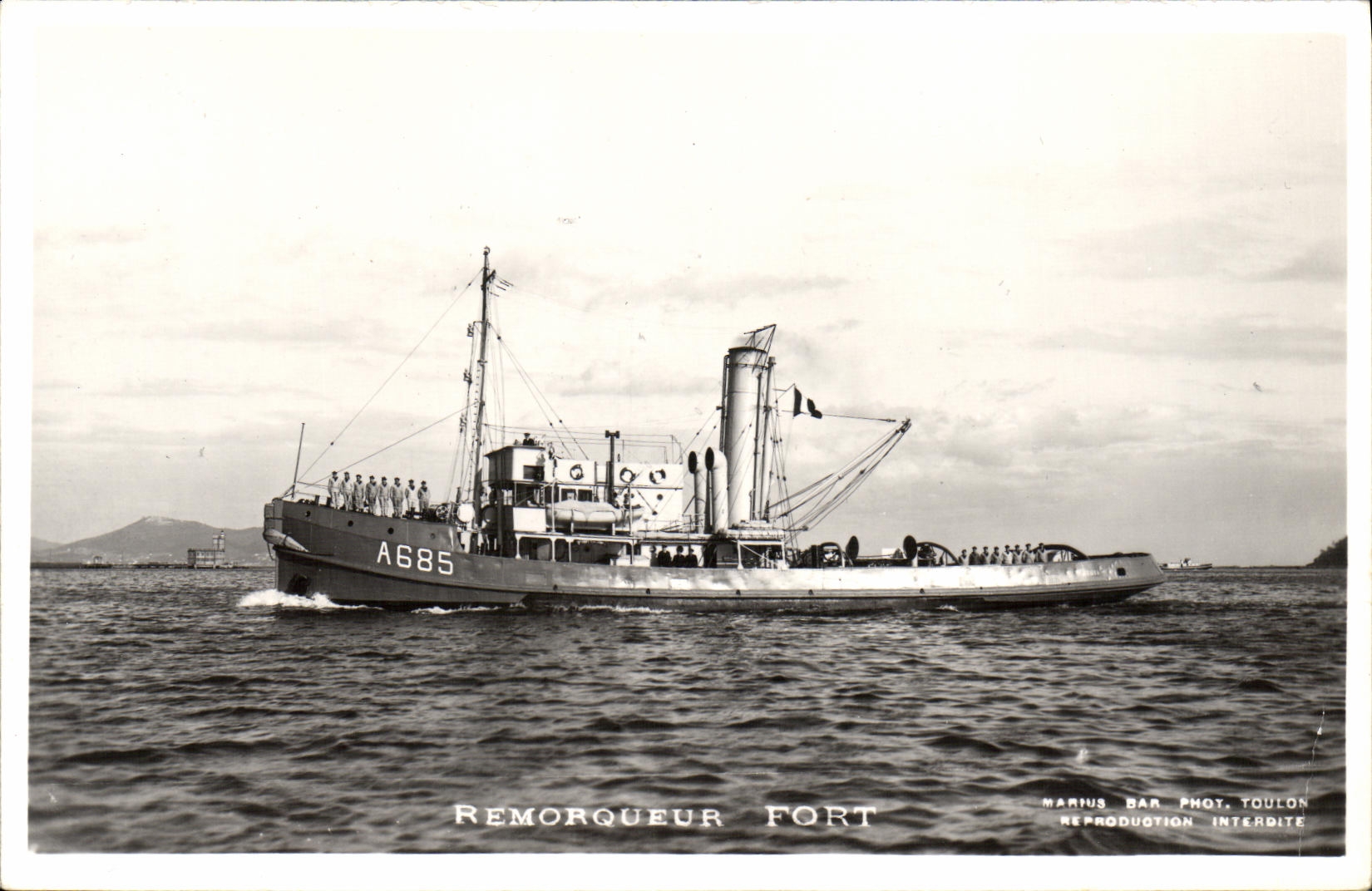 VINTAGE POSTCARD Strong Tow boat