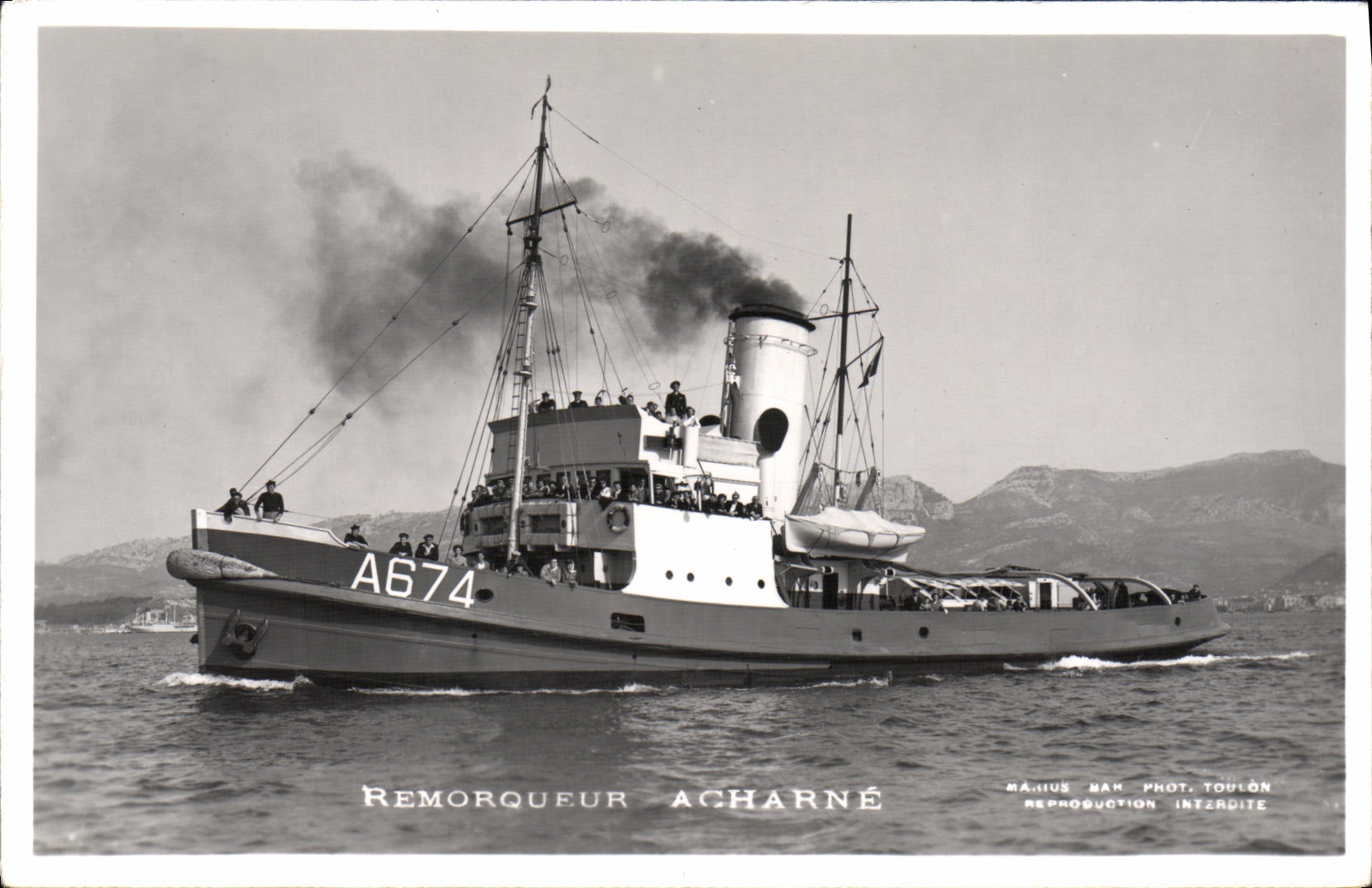 VINTAGE POSTCARD Tow boat Baits