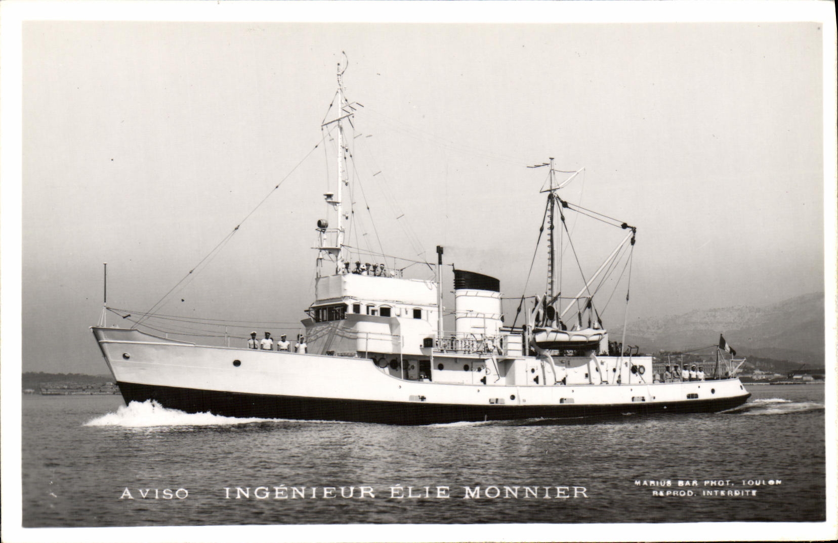 VINTAGE POSTCARD Boat Engineer Elie Monnier