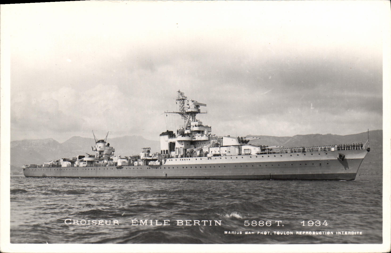 CPA Bateau Croiseur Emile Bertin