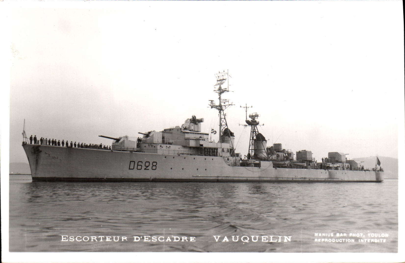 CPA Bateau Escorteur D'Escadre Vauquelin