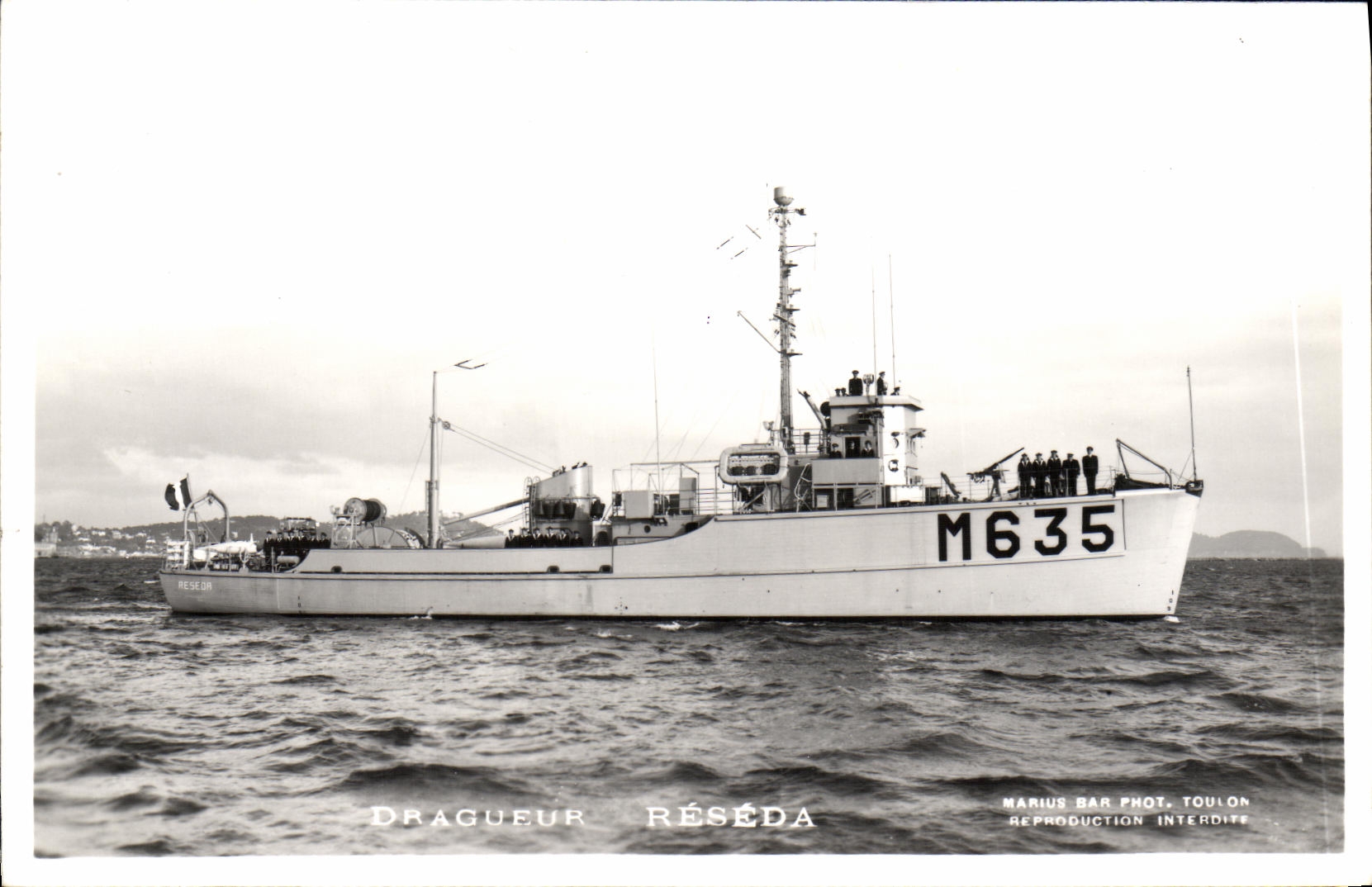 VINTAGE POSTCARD Mud lighter Reseda