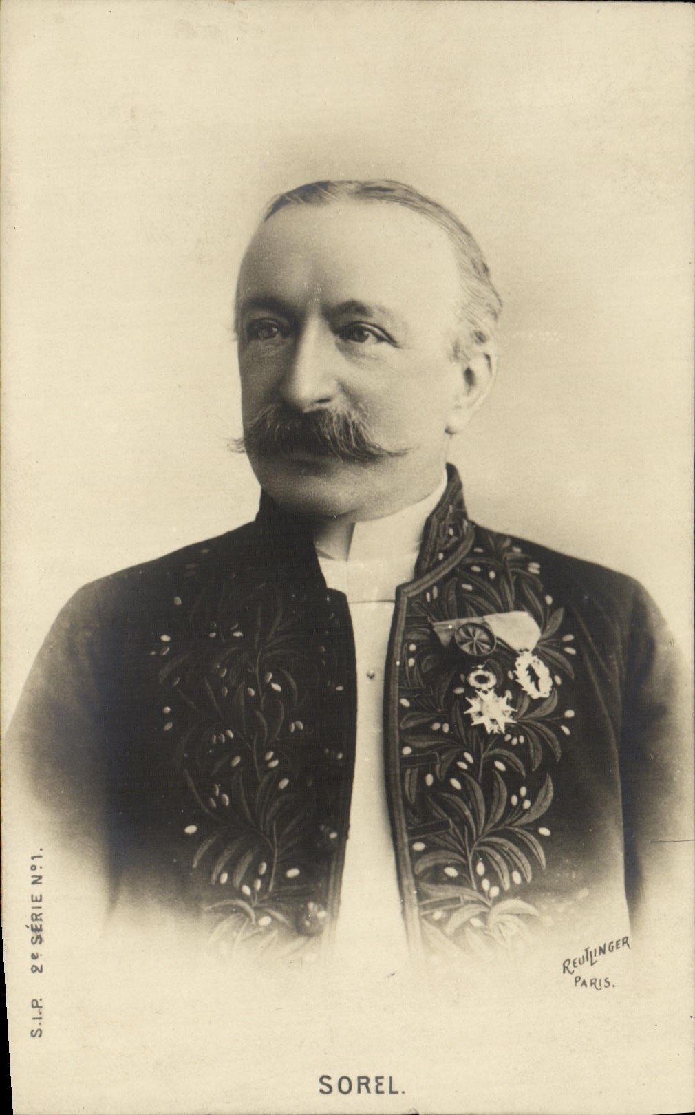 VINTAGE POSTCARD Sorel