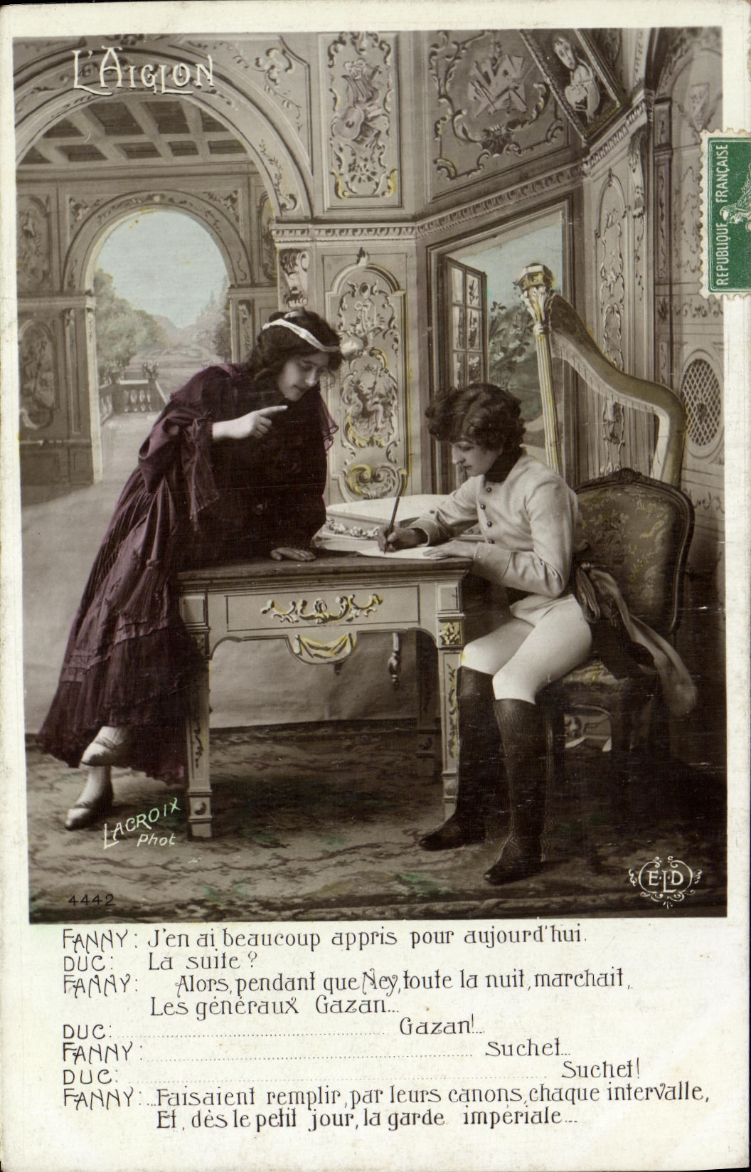 CPA Fantaisie Femme L'aiglon 