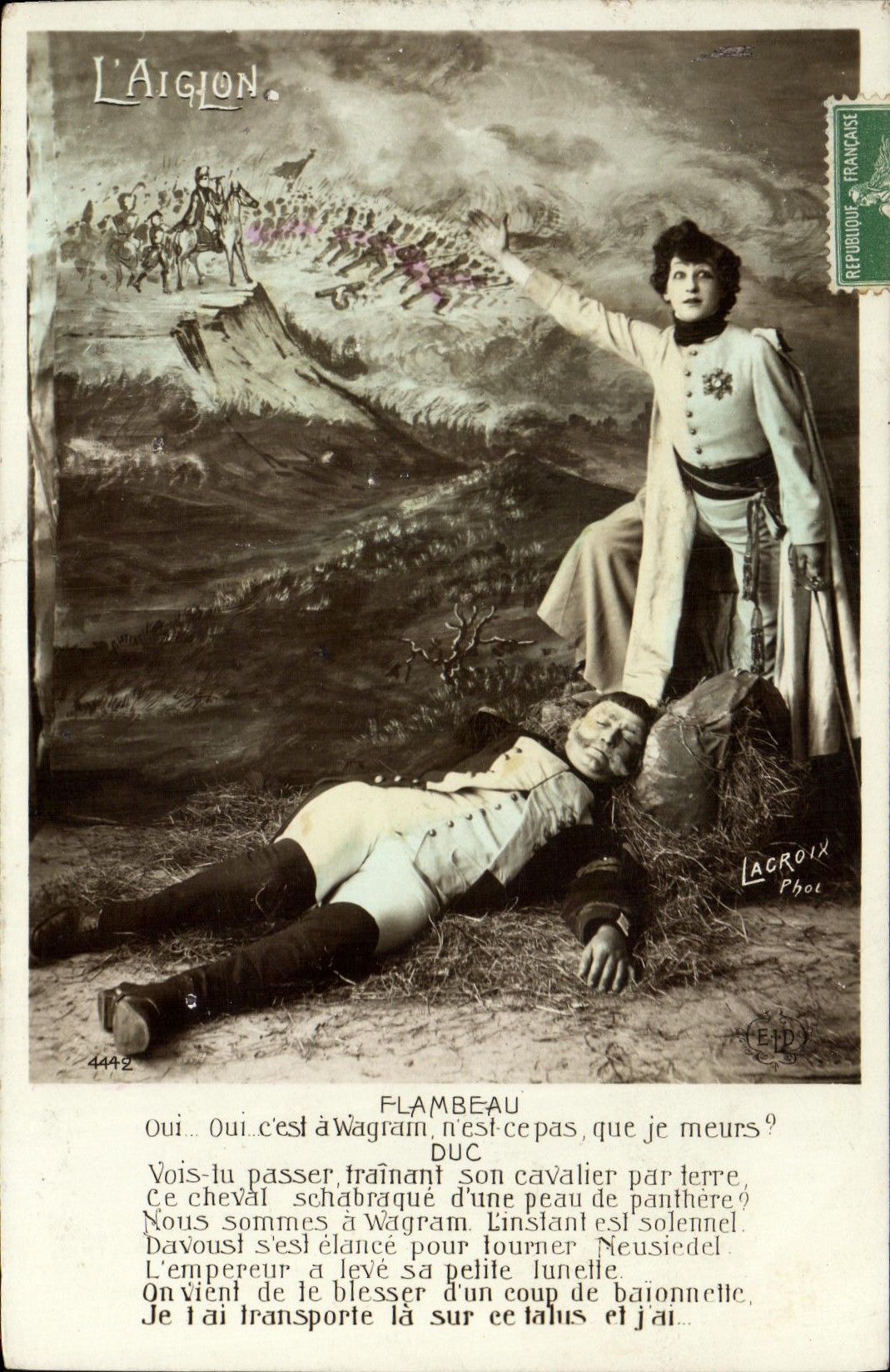 CPA Fantaisie Femme L'aiglon 