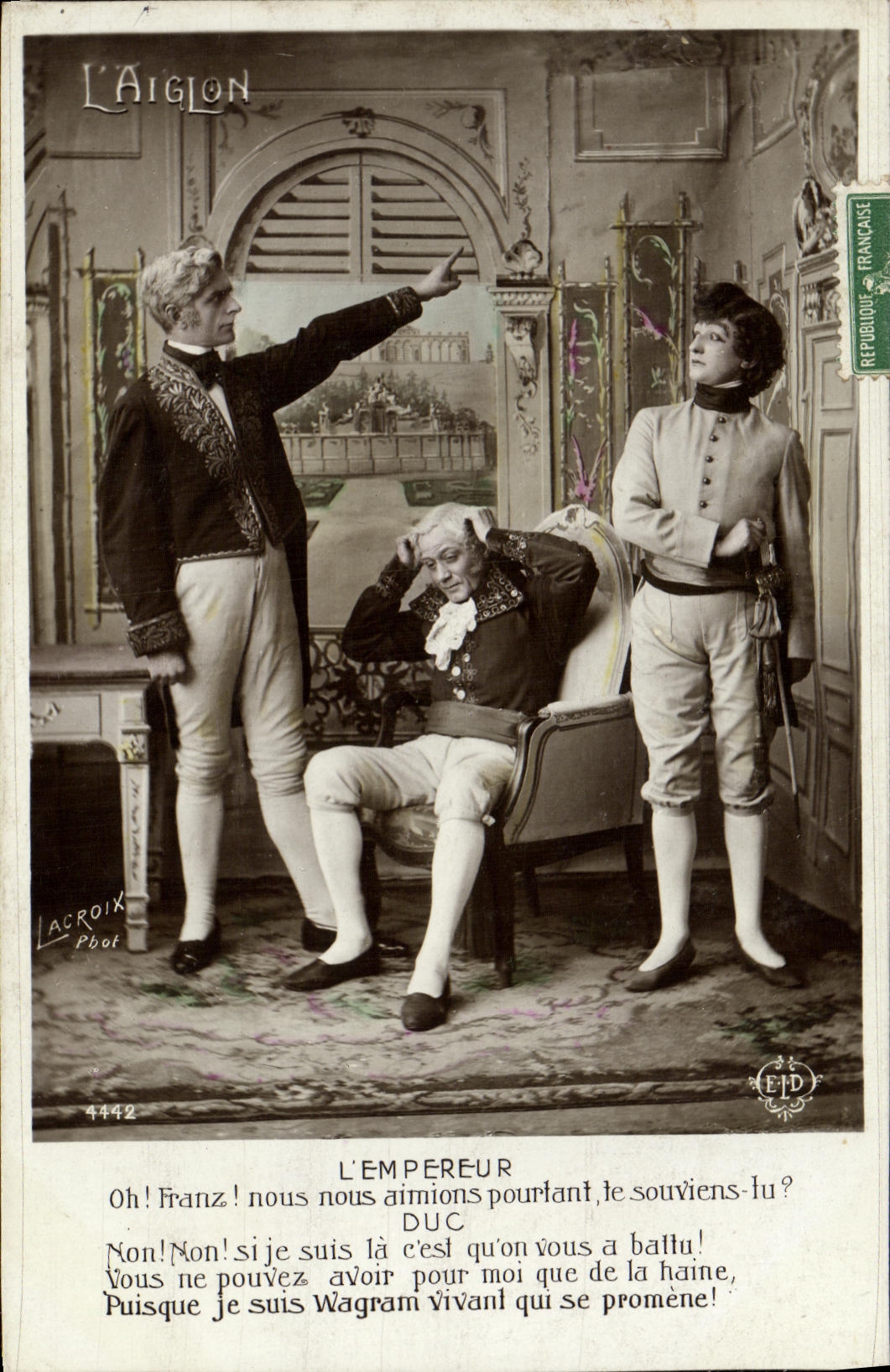 CPA Fantaisie Femme L'aiglon 