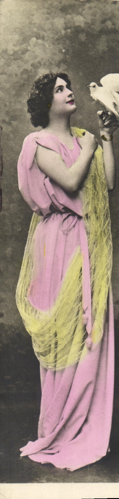 CPA Fantaisie Femme Colombe