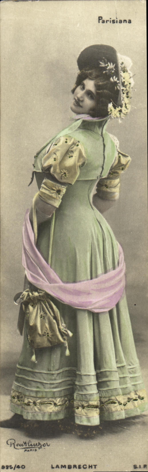 CPA Fantaisie Femme Parisiana Lambrecht