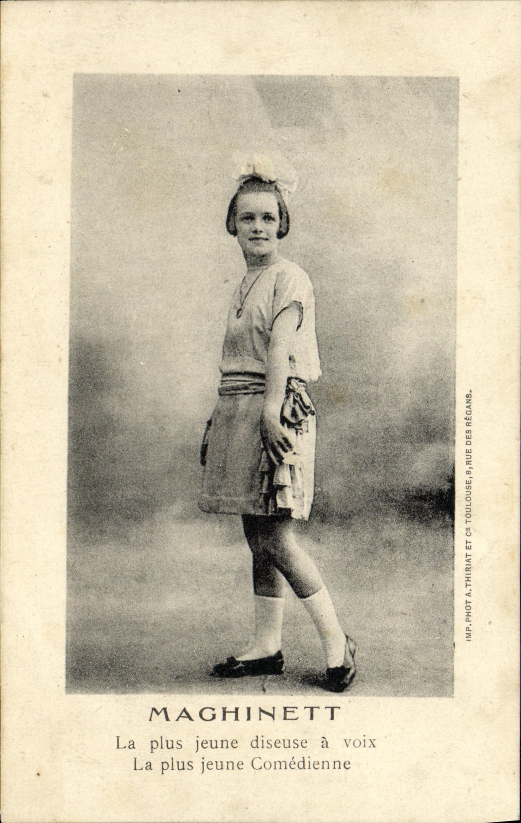 VINTAGE POSTCARD Machinett Diseuse has voice