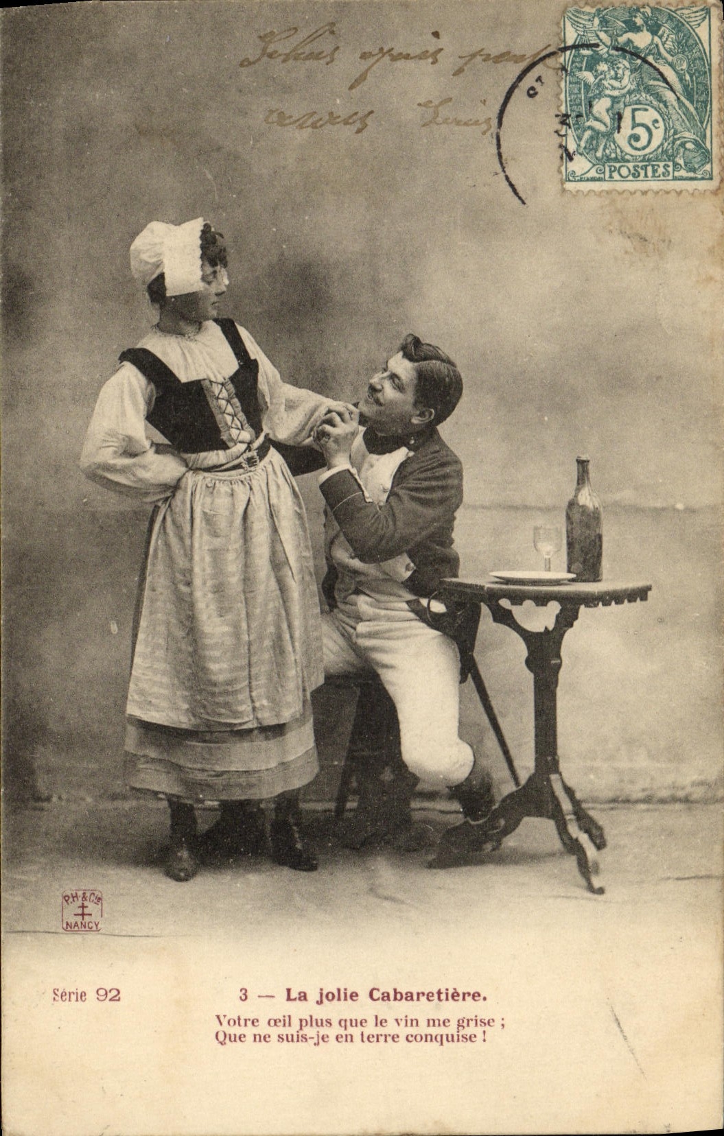 CPA Fantaisie Femme La jolie cabaretiere