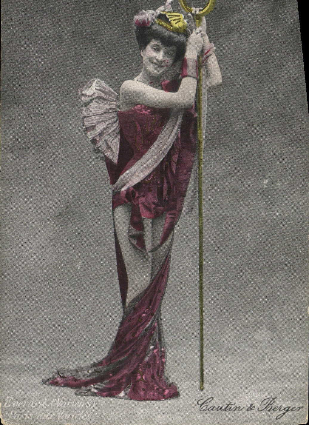 Teatro de Cautin de la POSTAL de la VENDIMIA y diablo del pastor