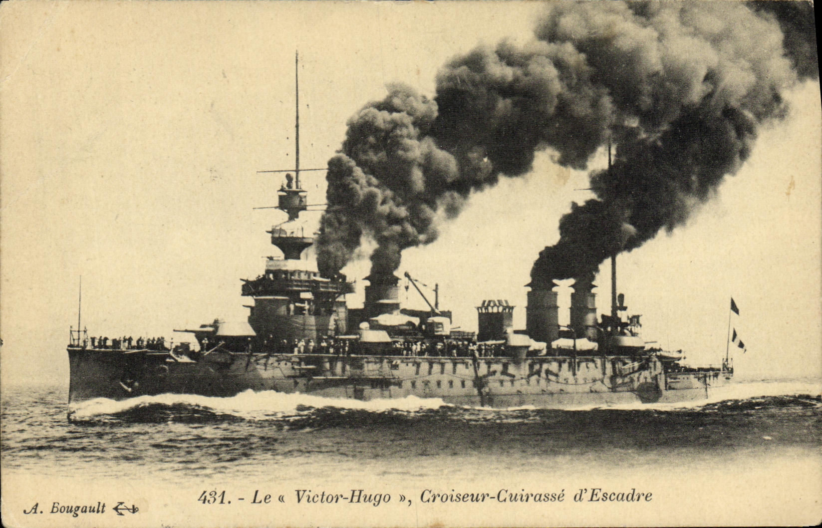 CPA Bateau Guerre La Victor Hugo Croiseur Cuirasse d'escadre