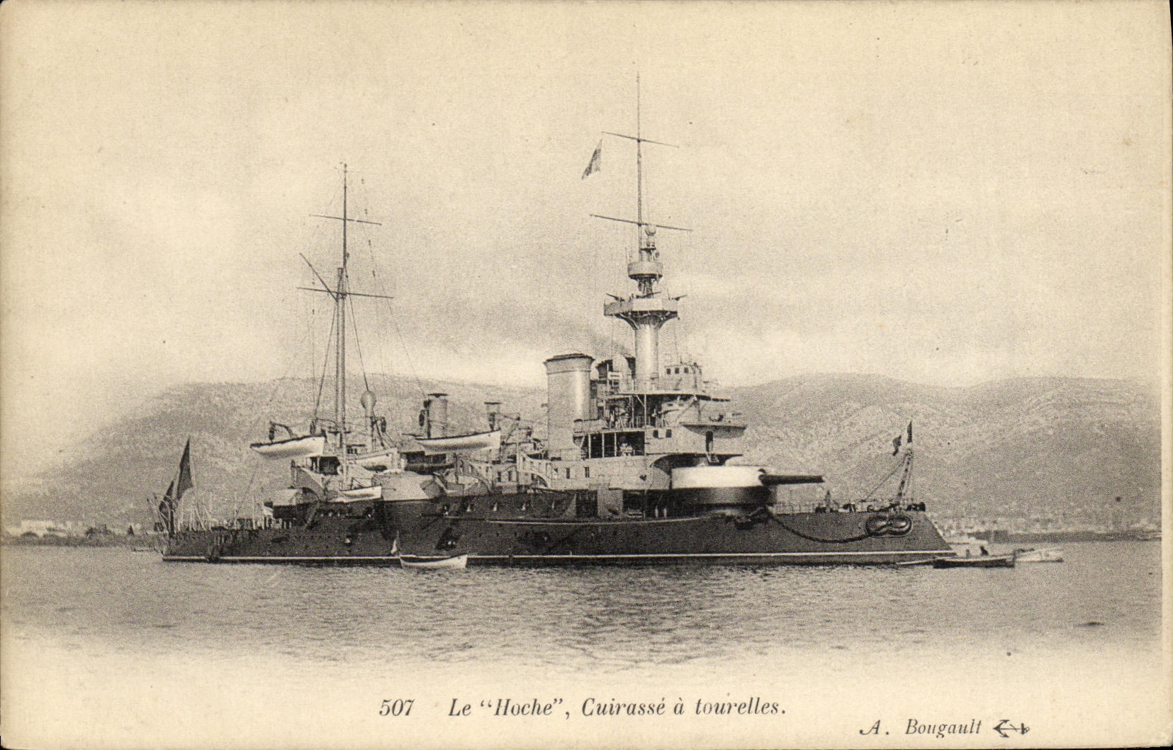 CPA Bateau Le Hoche Cuirasse a tourelles