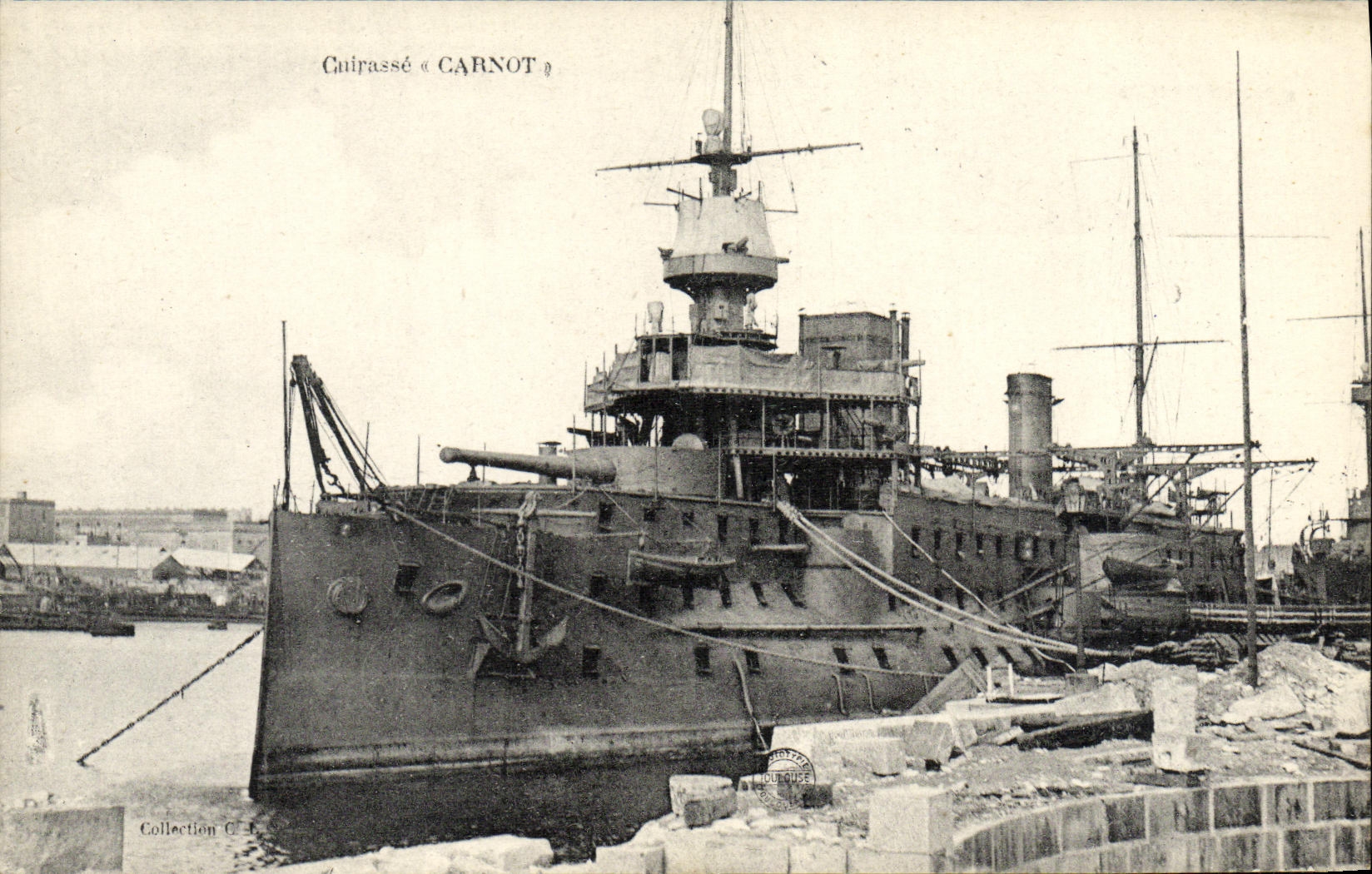 CPA Bateau Cuirasse Bouvet