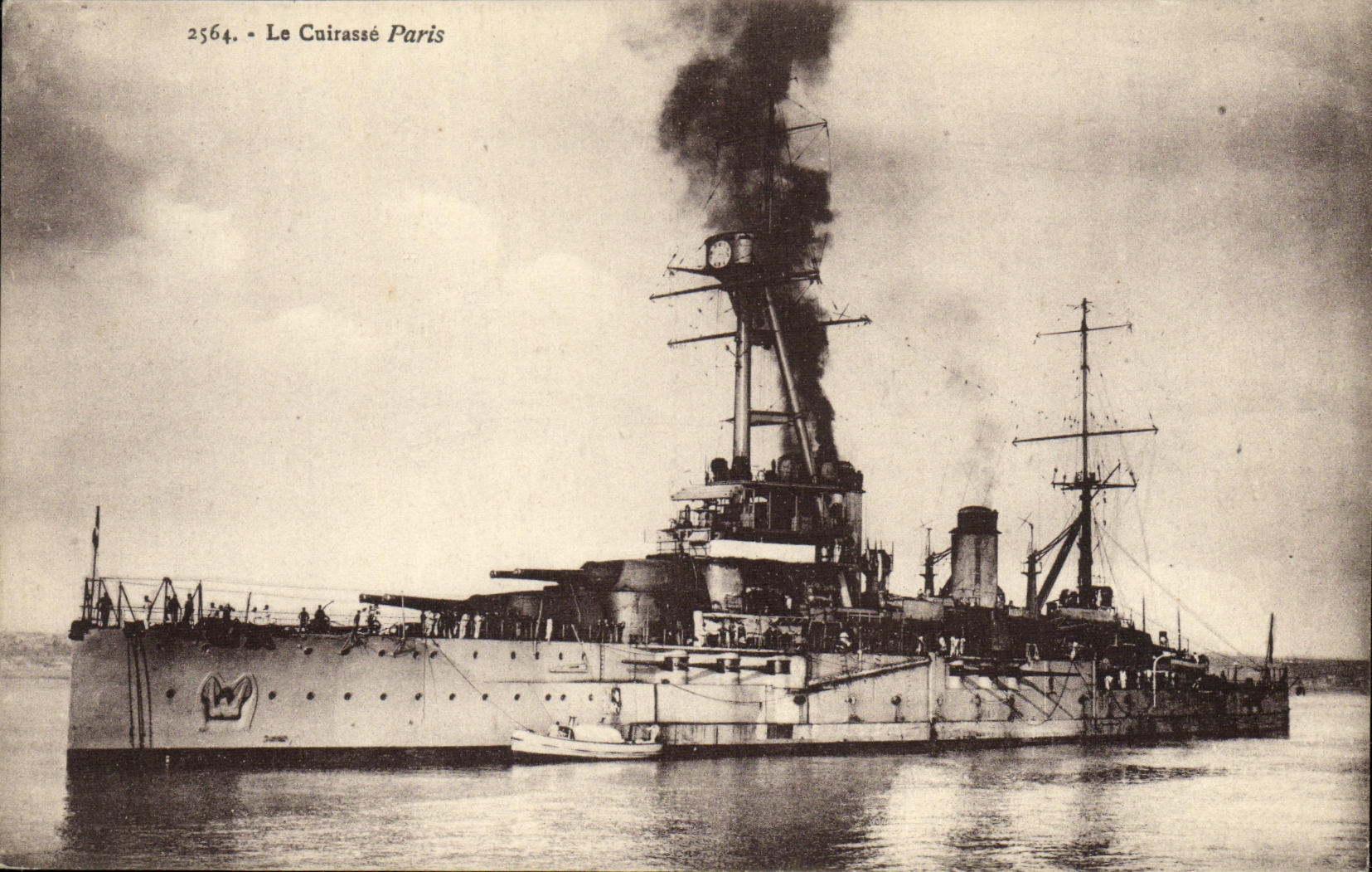 VINTAGE POSTCARD Bateau Armours Paris