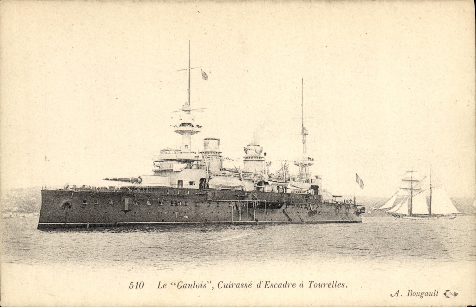 CPA Bateau La Gaulois Cuirasse d'escadre a tourelles