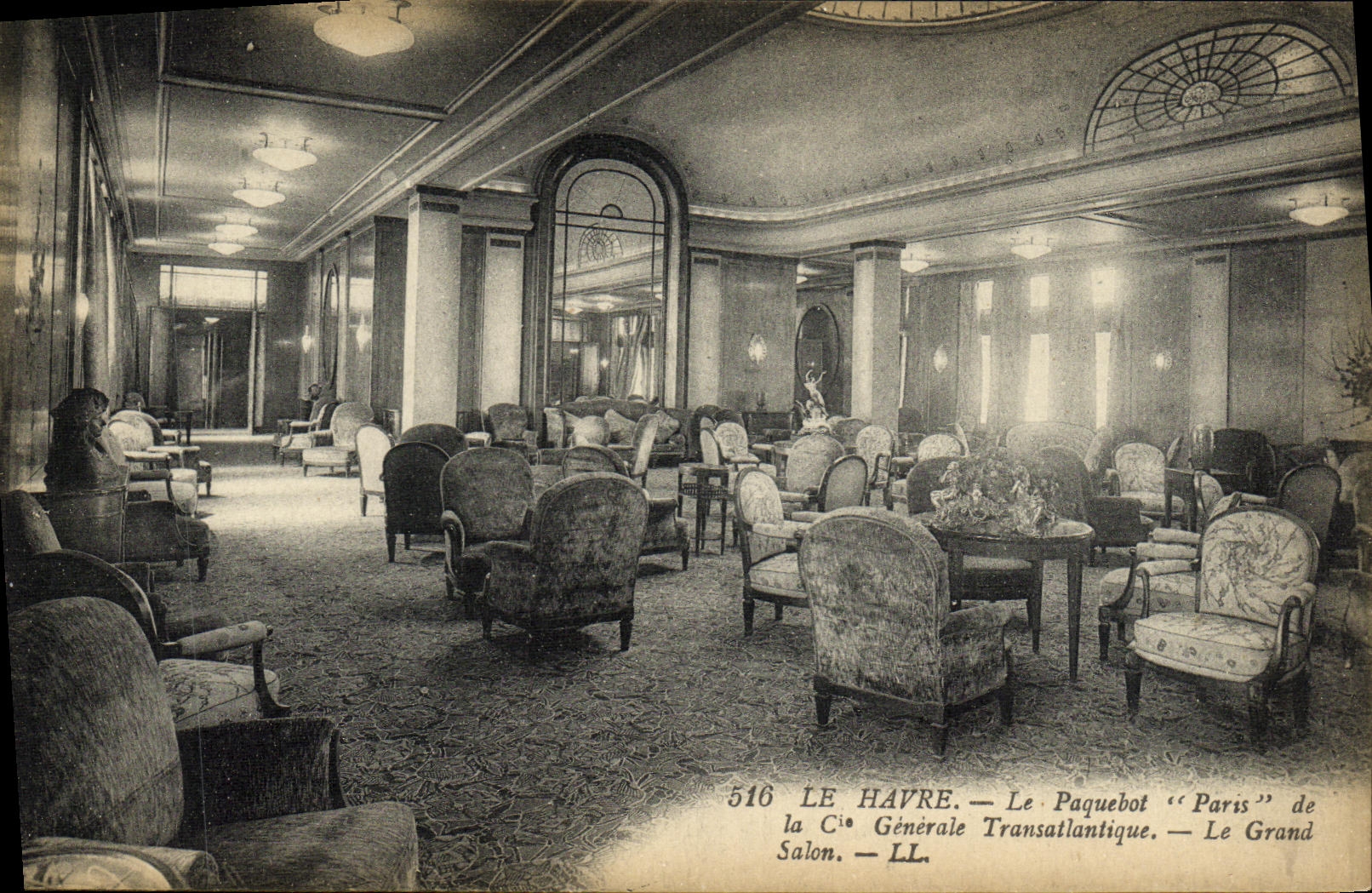 CPA Bateau Paquebot Paris de la Cie Generale Transatlantique Le grand salon 