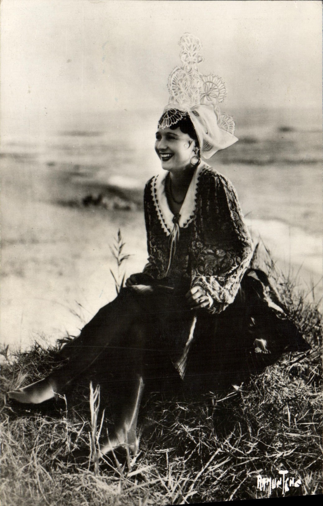 CPA Normandie Sablaise Sables d'Olonne Folklore 