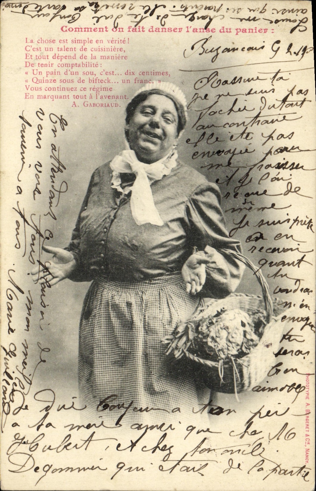 CPA Folklore Femme au panier 