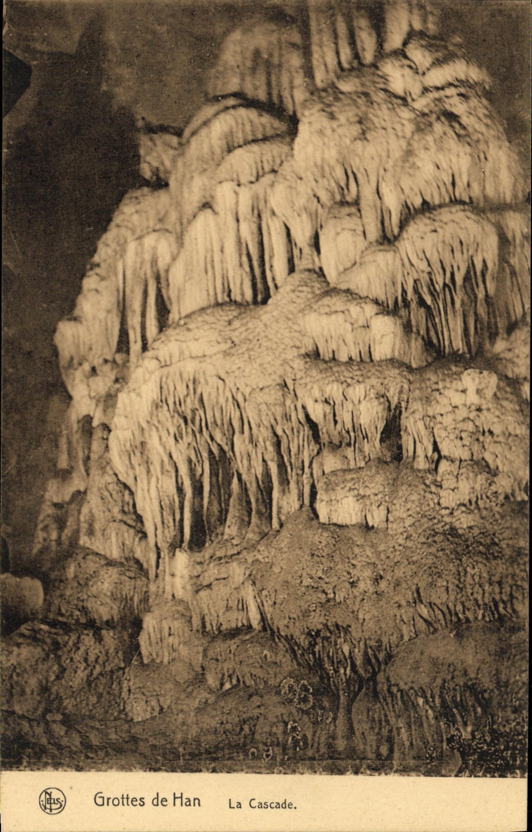 VINTAGE POSTCARD Caves of Han the cascade