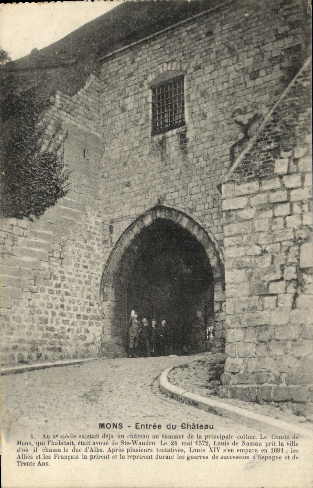 VINTAGE POSTCARD Entered Mons of the castle
