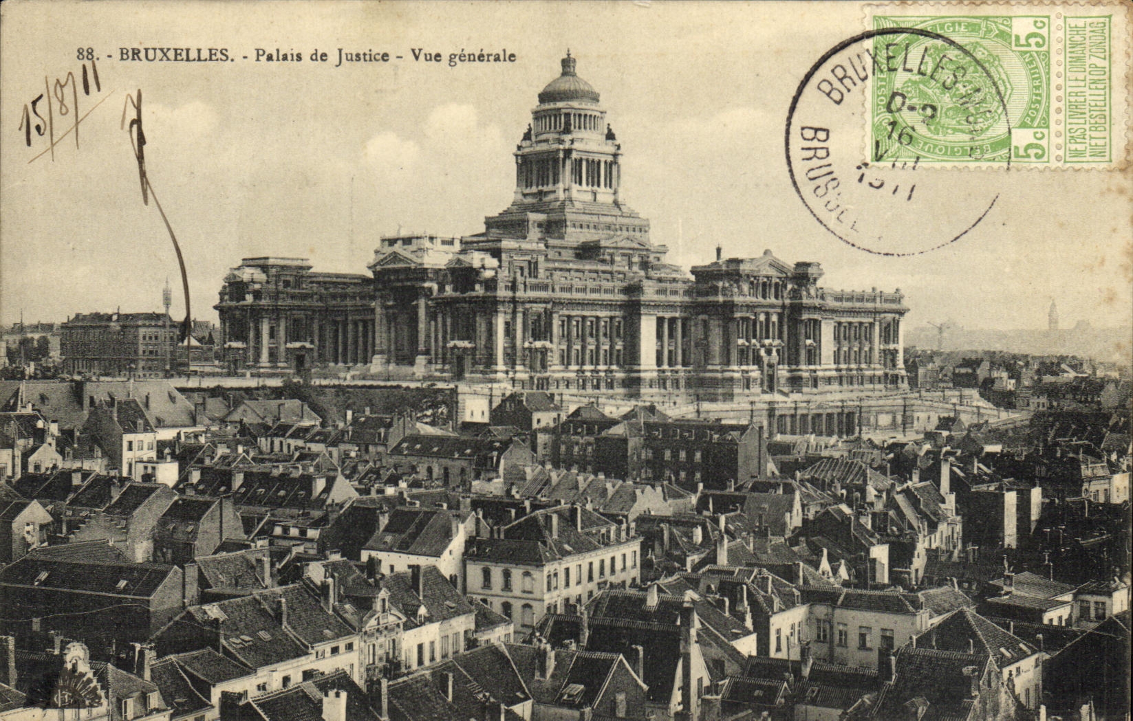 VINTAGE POSTCARD Brussels Law courts View