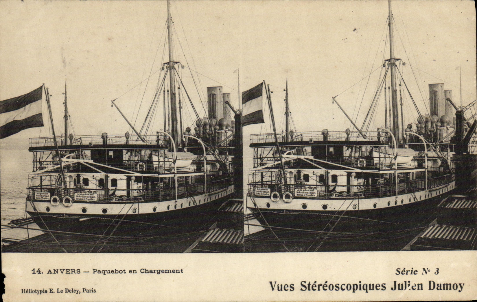 Vapor de Amberes de la POSTAL de la VENDIMIA en la carga de Julien Damoy