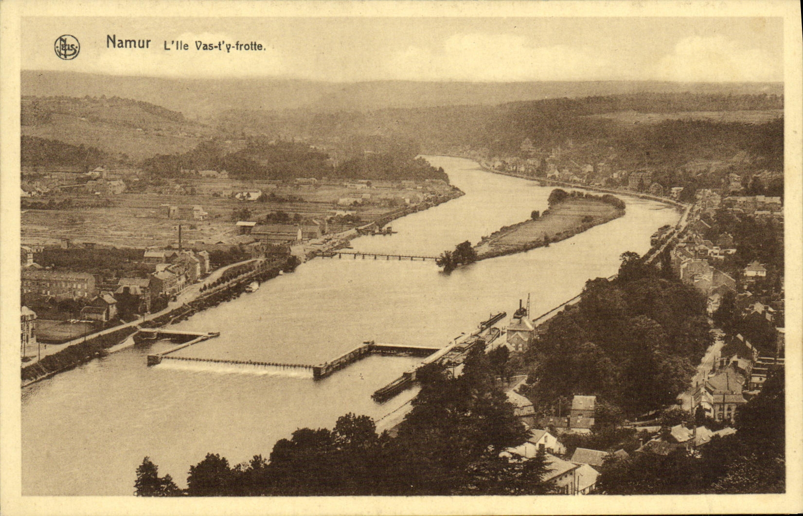 CPA Namur L'ile Vas t' frotte