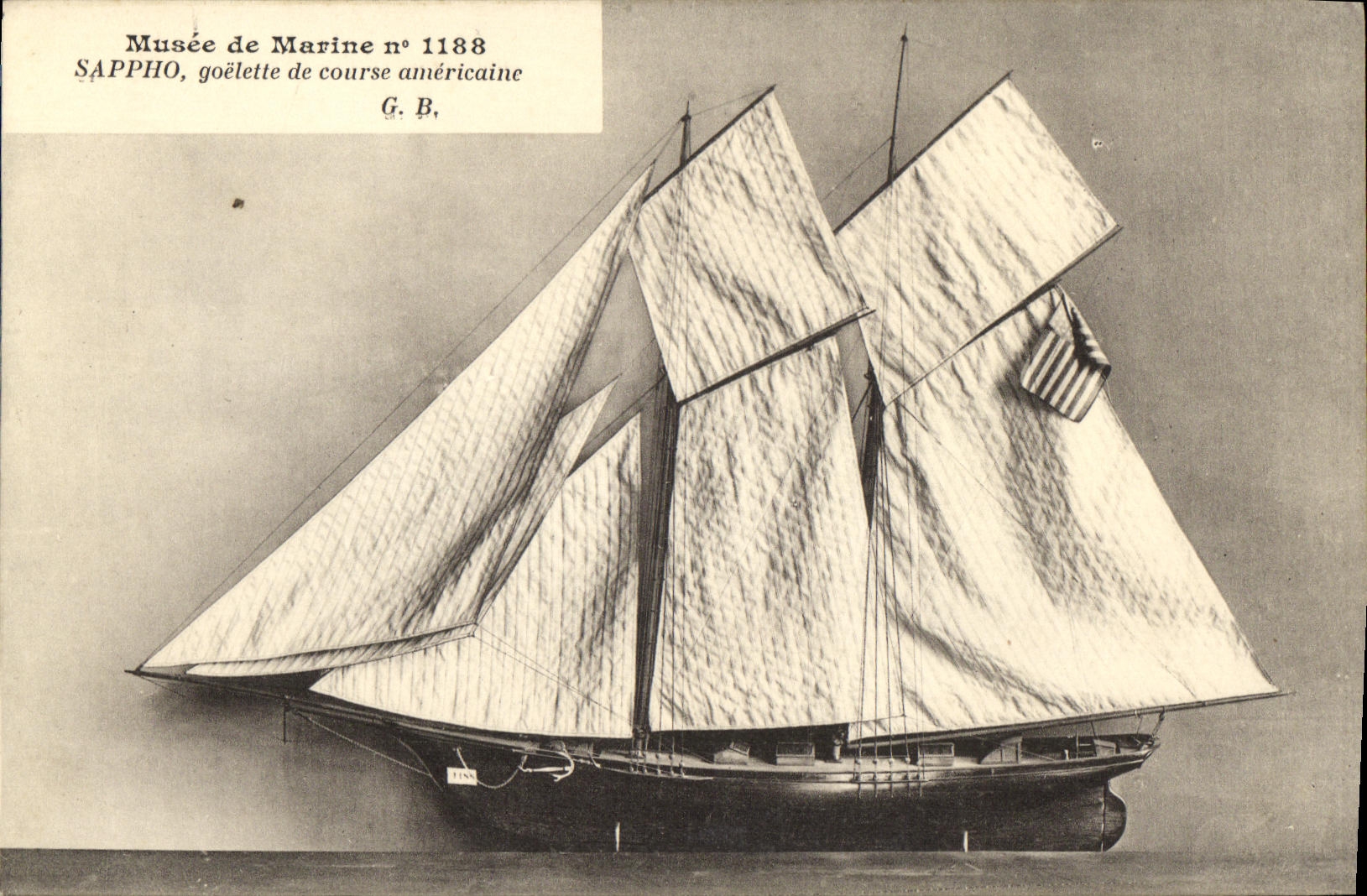 VINTAGE POSTCARD Museum of navy Sappho Goelette of American race Sailing