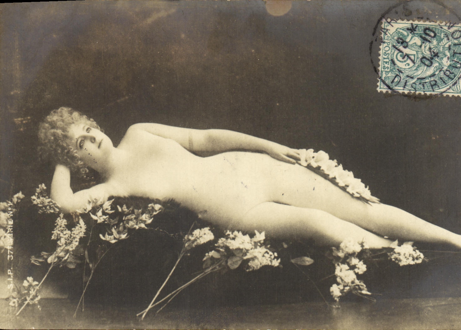 CPA Beaute nue