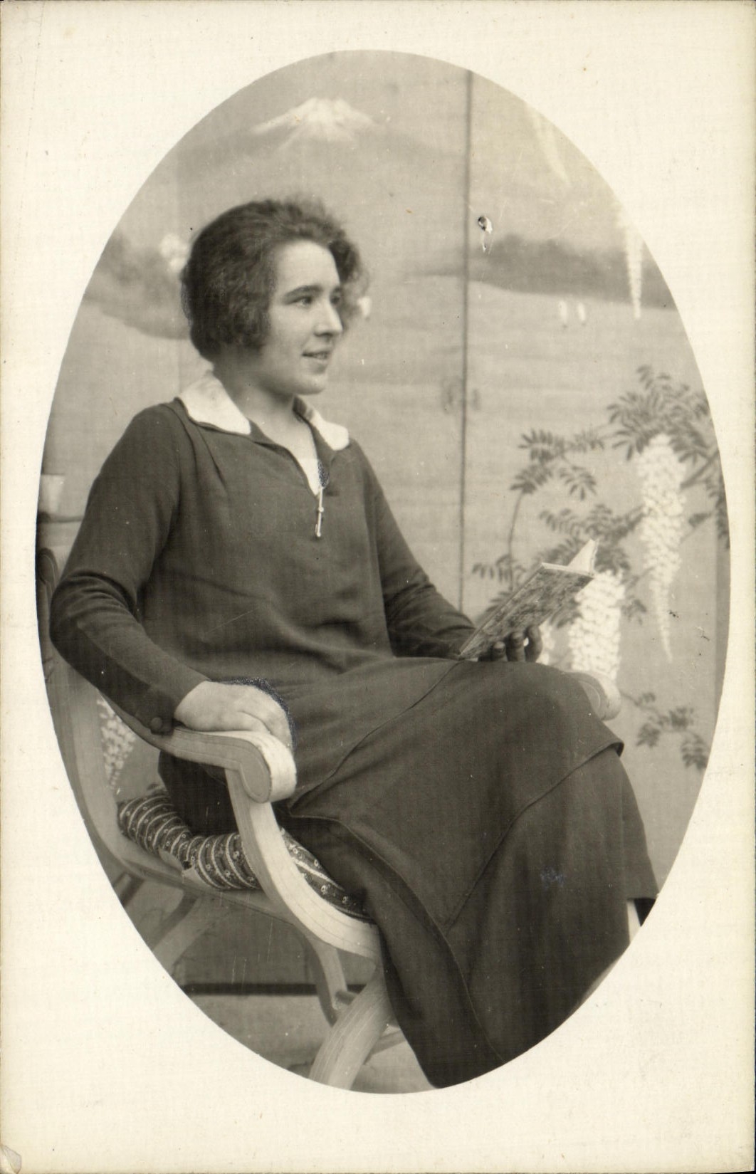 Real photo Sleeve-board Etcheharry chambermaid of Henri Lichtenberger