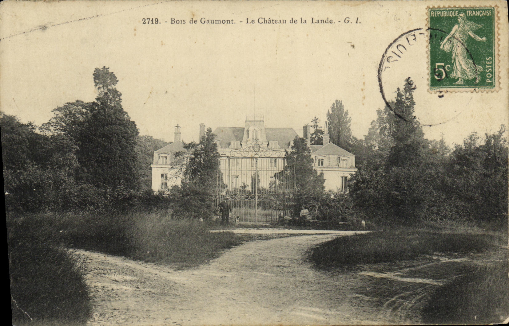 VINTAGE POSTCARD Wood of Gaumont the castle of the moor