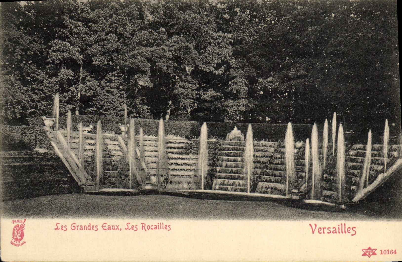 Escombros grandes de Versalles del agua de la POSTAL de la VENDIMIA