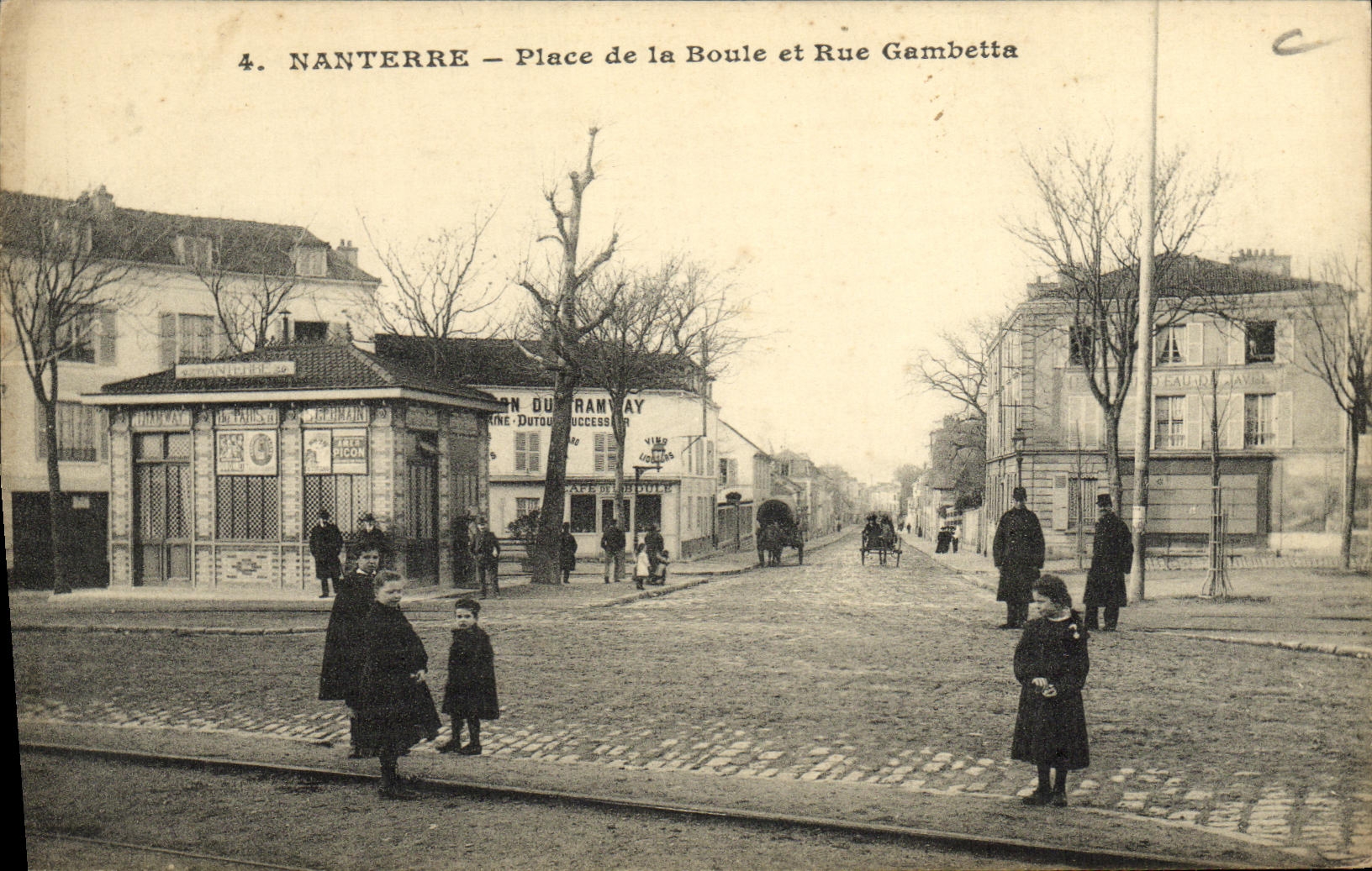 VINTAGE POSTCARD Nanterre Places ball and street gambetta