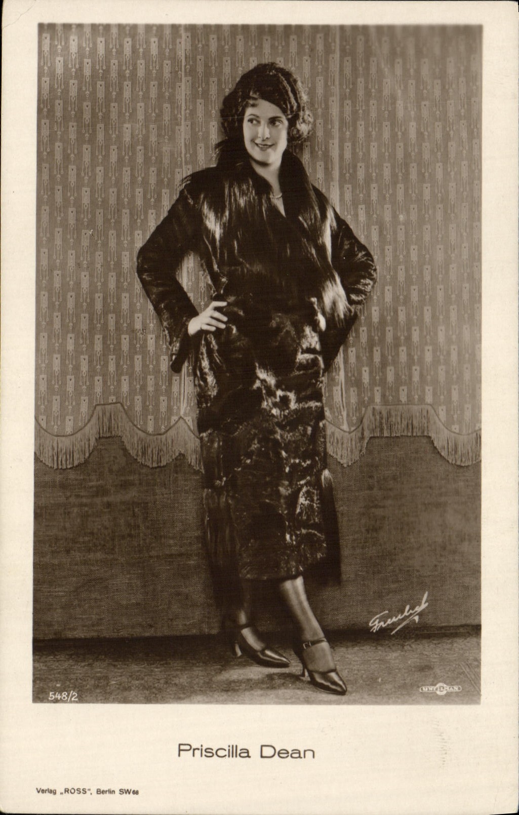 VINTAGE POSTCARD Fantasy Woman Priscilla Dean