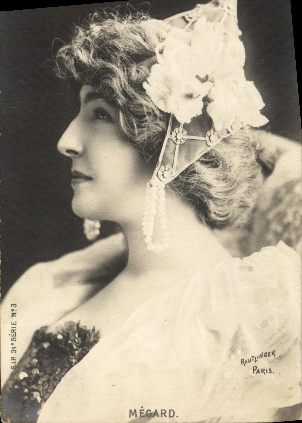 VINTAGE POSTCARD Fantasy Megard Woman