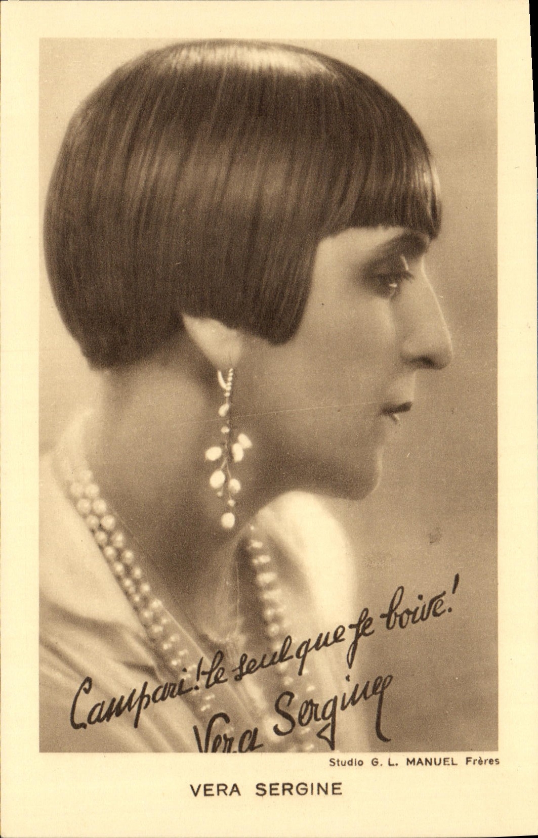 VINTAGE POSTCARD Vera Sergine