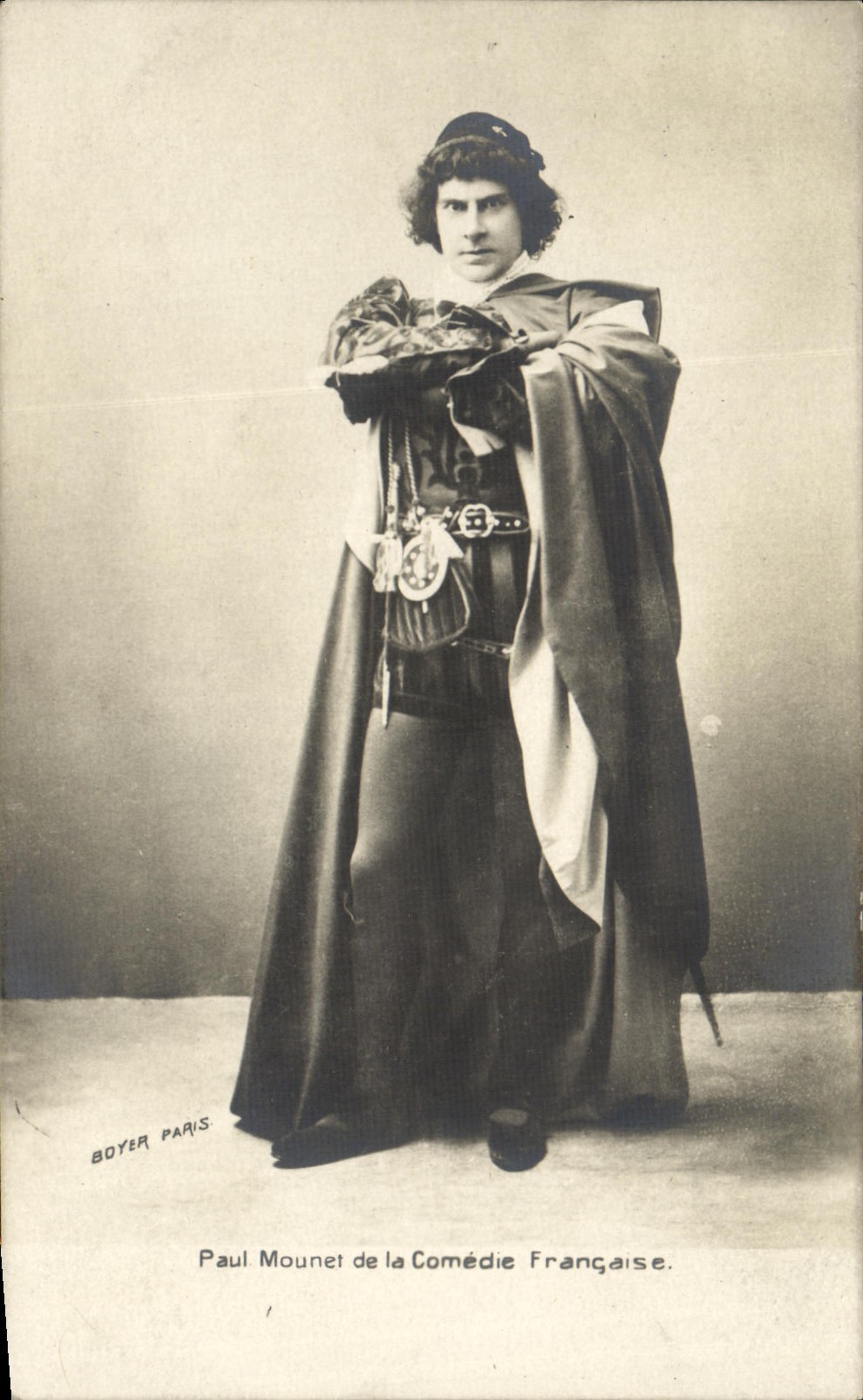 VINTAGE POSTCARD Paul Mounet of the French Comedy