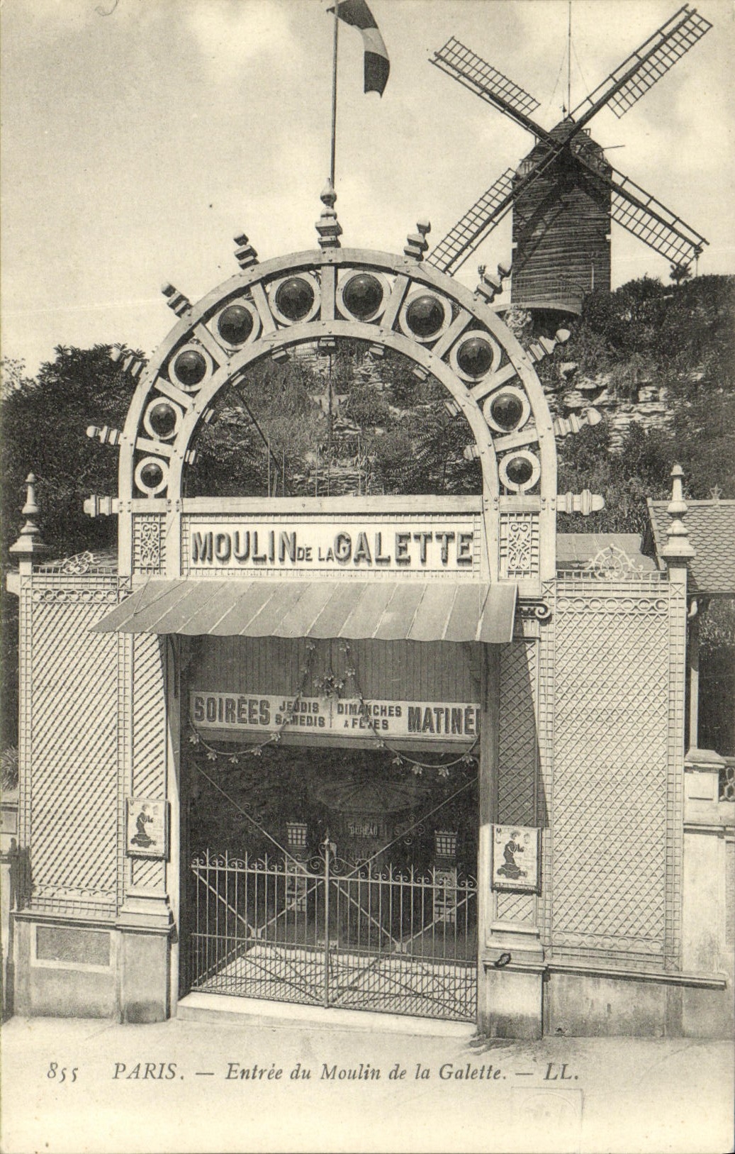 CPA Paris Entree du moulin de la Galette 